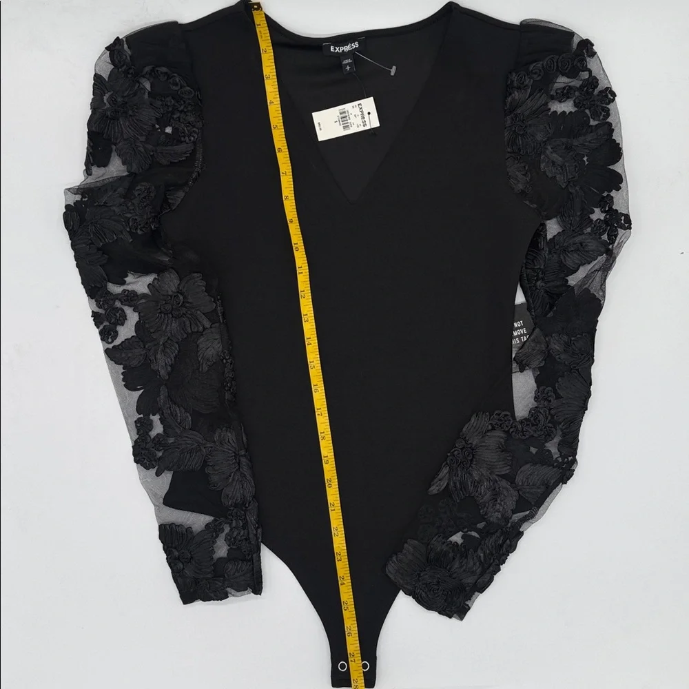 EXPRESS Floral Lace Puff Long Sleeve Thong Bodysuit Blouse Black V Neck - Picture 7 of 8